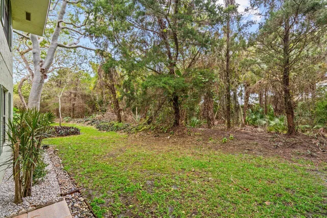 $3,500 | 2001 Sabal Ridge Court, Unit A, Palm Beach Gardens, FL 33418