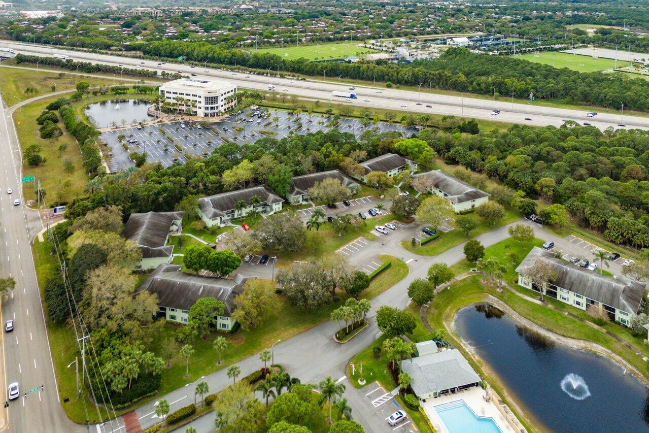 2001 Sabal Ridge Court, Unit A Palm Beach Gardens, FL 33418 - Photo 38 of 49 039-2001SabalRidgeCourt-A-PalmBeachGarde