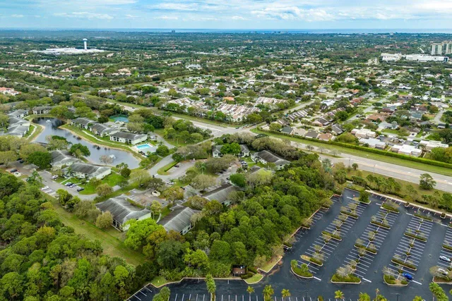 $3,500 | 2001 Sabal Ridge Court, Unit A, Palm Beach Gardens, FL 33418