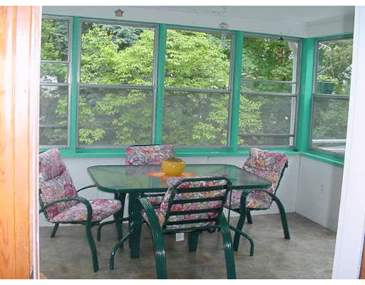 9 Dustin Road Reading, MA 01867 - Photo 4 of 6
