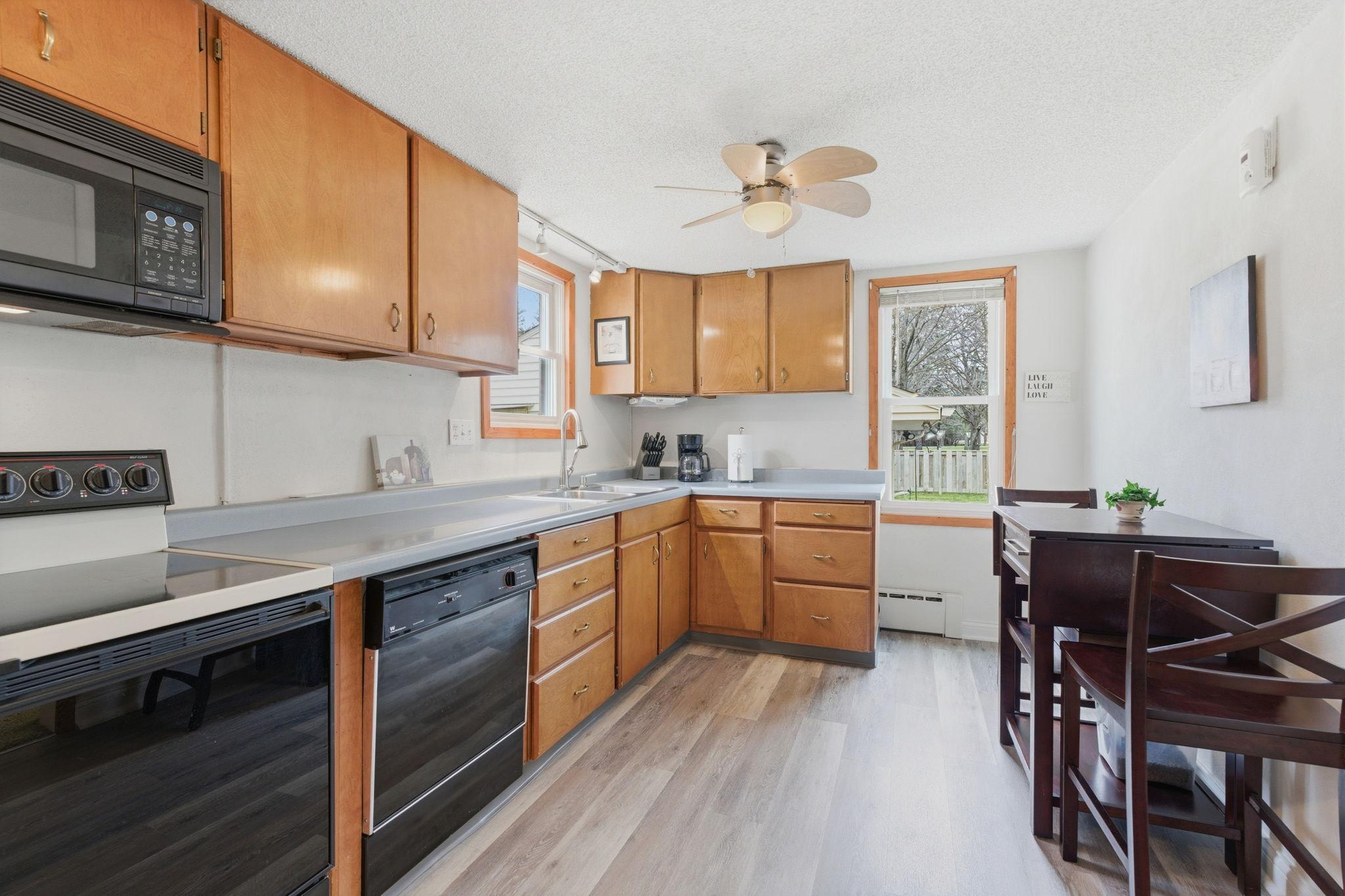 2304 15th Avenue Southwest Austin, MN 55912 - Photo 14 of 29