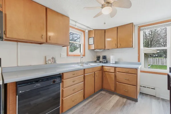 $224,900 | 2304 15th Avenue Southwest, Austin, MN 55912
