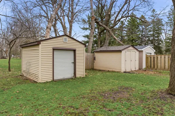 $224,900 | 2304 15th Avenue Southwest, Austin, MN 55912