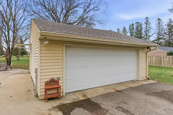 $224,900 | 2304 15th Avenue Southwest, Austin, MN 55912