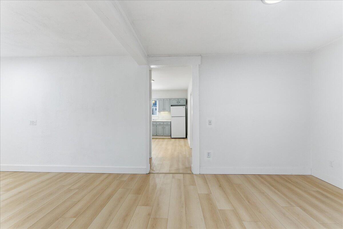 3 Sampson Street Richmond, ME 04357 - Photo 16 of 30 32-3 Sampson St_Richmond_ME-18