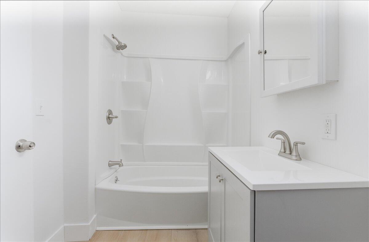 3 Sampson Street Richmond, ME 04357 - Photo 17 of 30 33-3 Sampson St_Richmond_ME-29