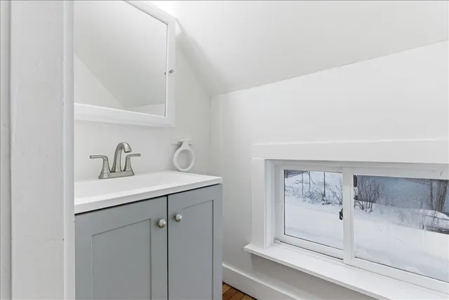 $315,000 | 3 Sampson Street, Richmond, ME 04357