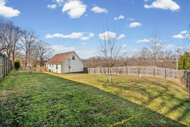 $1,595 | 564 Briarwood Drive, Clarksville, TN 37040