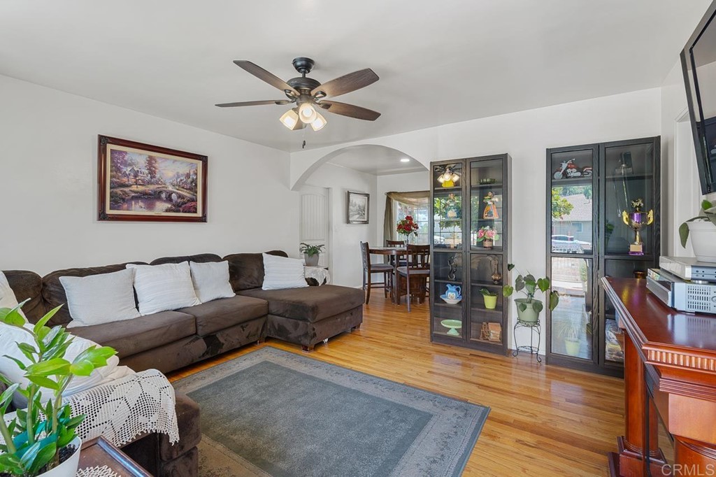 3335 Fairway Drive La Mesa, CA 91941 - Photo 6 of 30 a living room with furniture and wooden floor