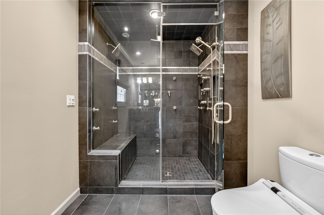 26 Windward Drive Westerly, RI 02891 - Photo 24 of 41 Spoil yourself!