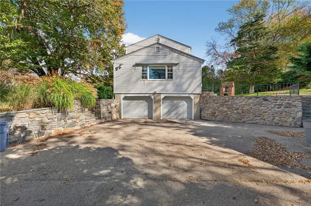 $1,395,000 | 26 Windward Drive, Westerly, RI 02891