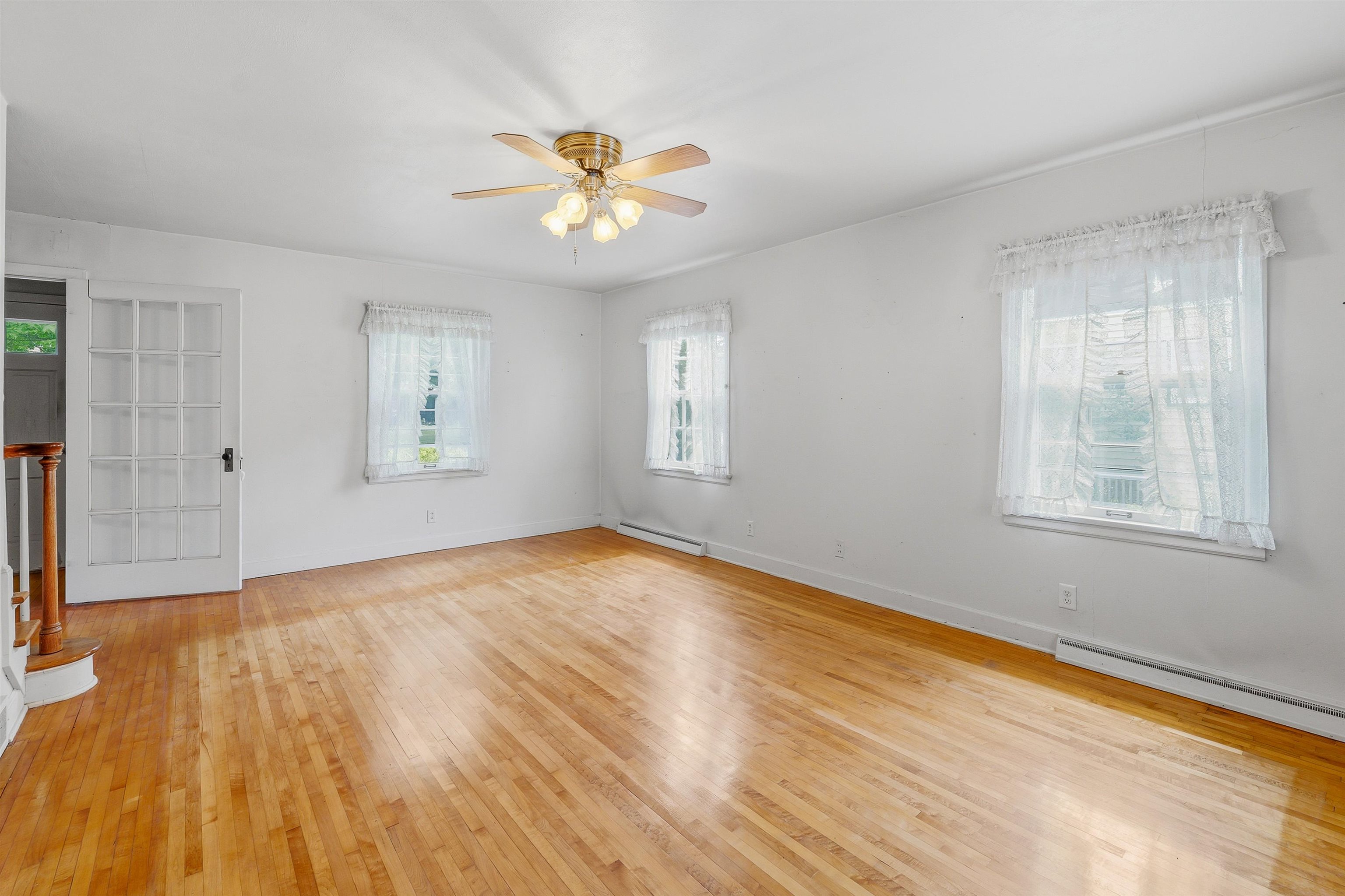 742 Lincoln Street Ripon, WI 54971 - Photo 3 of 28 Gallery Image 3
