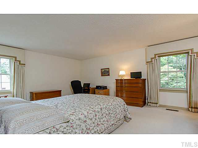 8601 Harbor Drive Raleigh, NC 27615 - Photo 11 of 18 Gallery Image 11