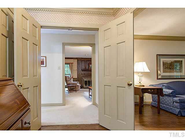 8601 Harbor Drive Raleigh, NC 27615 - Photo 4 of 18 Gallery Image 4