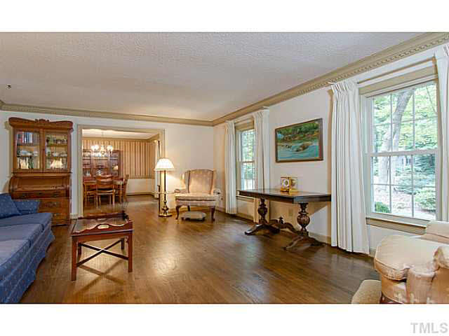 8601 Harbor Drive Raleigh, NC 27615 - Photo 5 of 18 Gallery Image 5