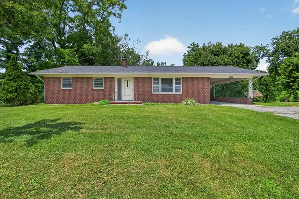 $1,800 | 25355 Lee Highway, Abingdon, VA 24211