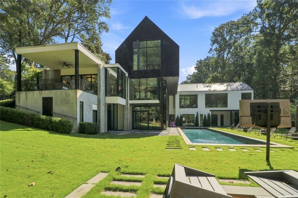 2716 Ridgewood Road Northwest Atlanta, GA 30327 - Photo 9 of 88 Gallery Image 9