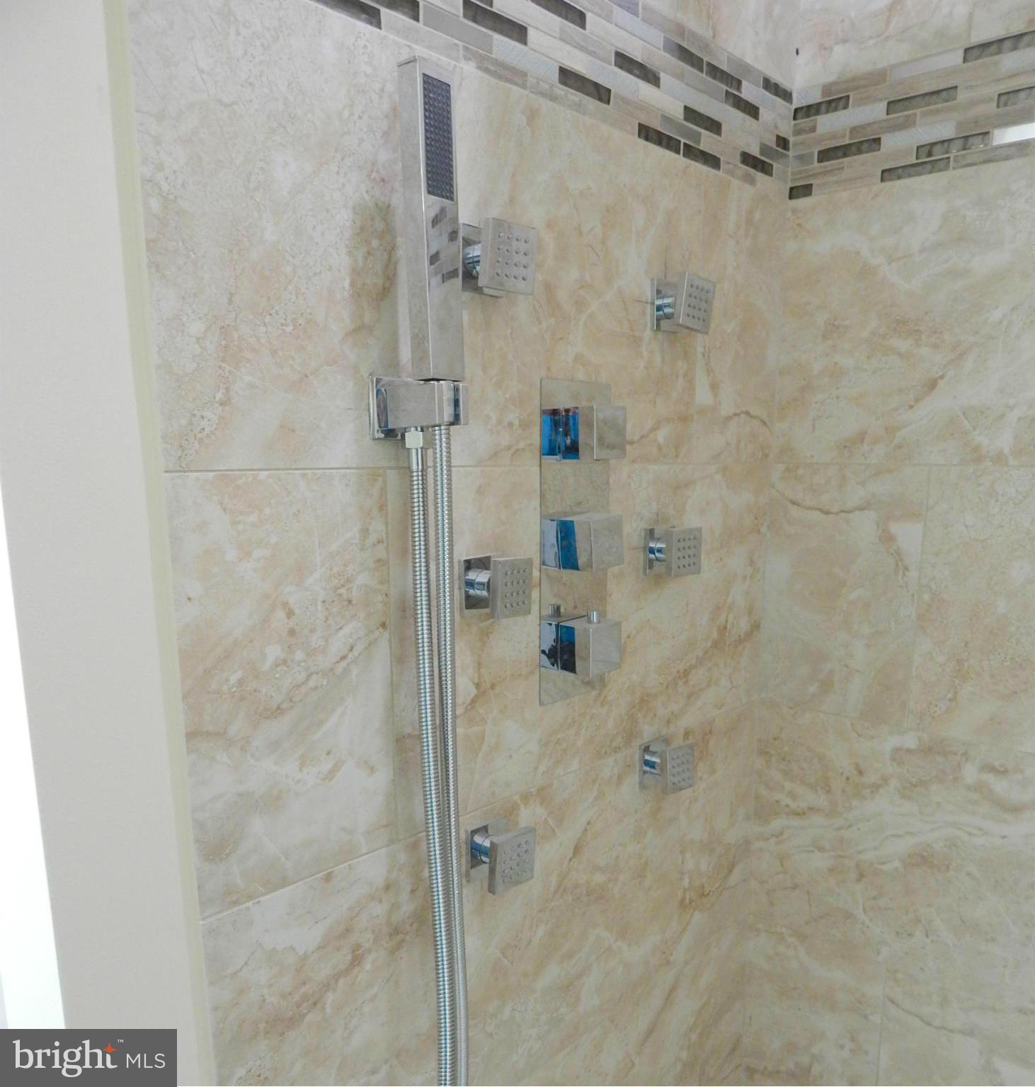 5618 Clearspring Road Baltimore, MD 21212 - Photo 21 of 30 a bathroom with a shower