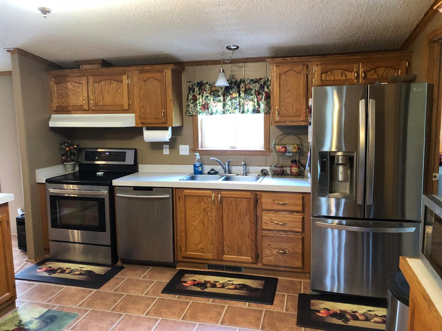 619 Cecil Wyatt Road Corbin, KY 40701 - Photo 2 of 22 Photo 2