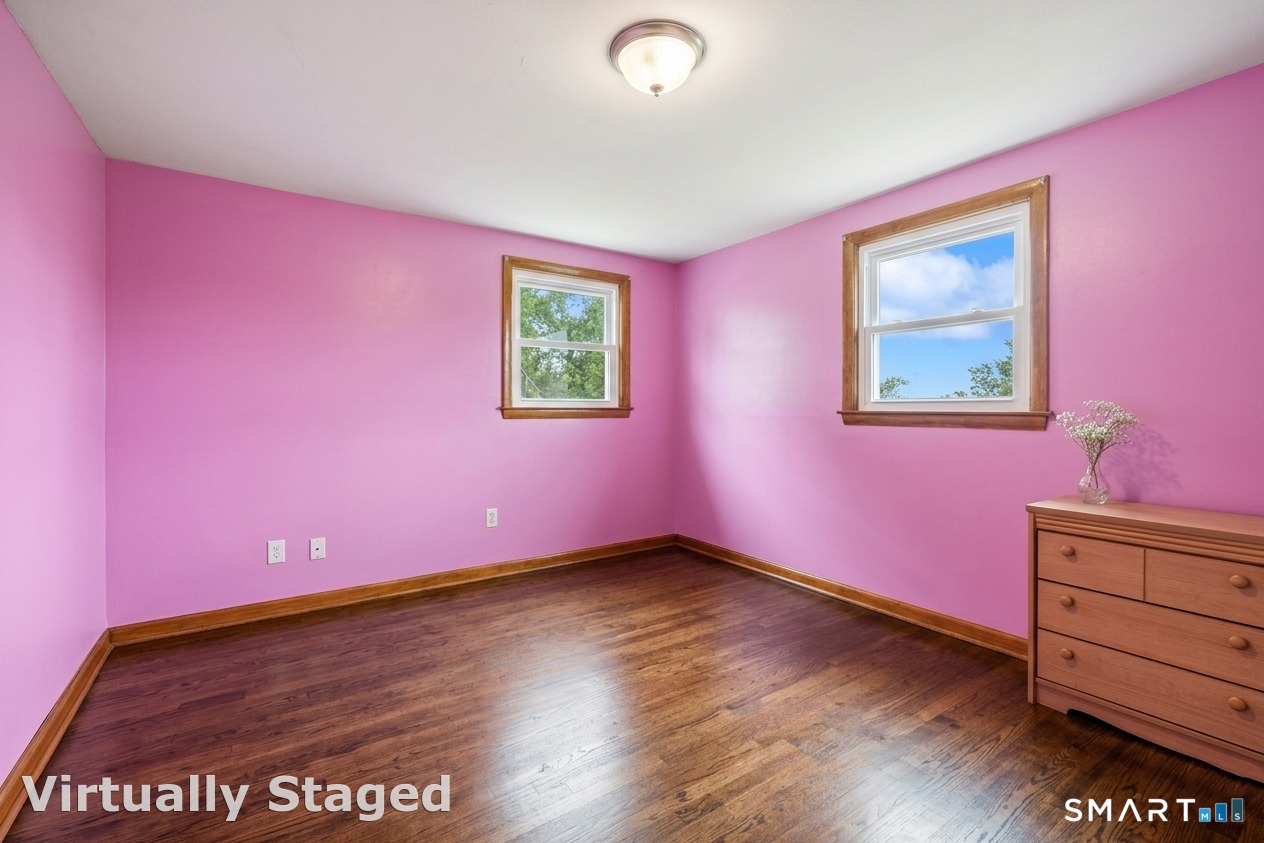 337 Robinwood Road Waterbury, CT 06708 - Photo 17 of 23 Gallery Image 17