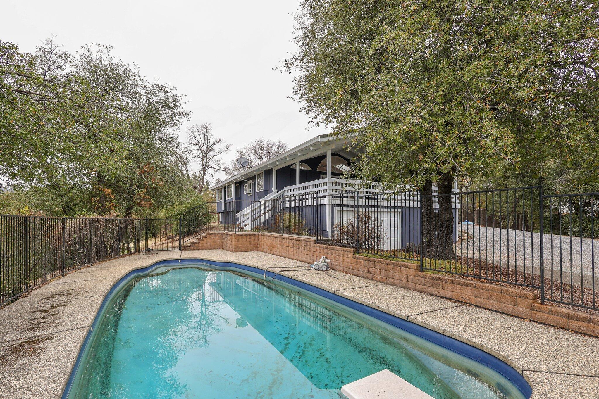 8781 Simmons Road Redding, CA 96001 - Photo 30 of 35 26-web-or-mls-8Q0A1419
