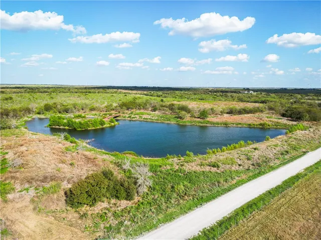 $1,000,000 | Tbt County Line South, Axtell, TX 76624
