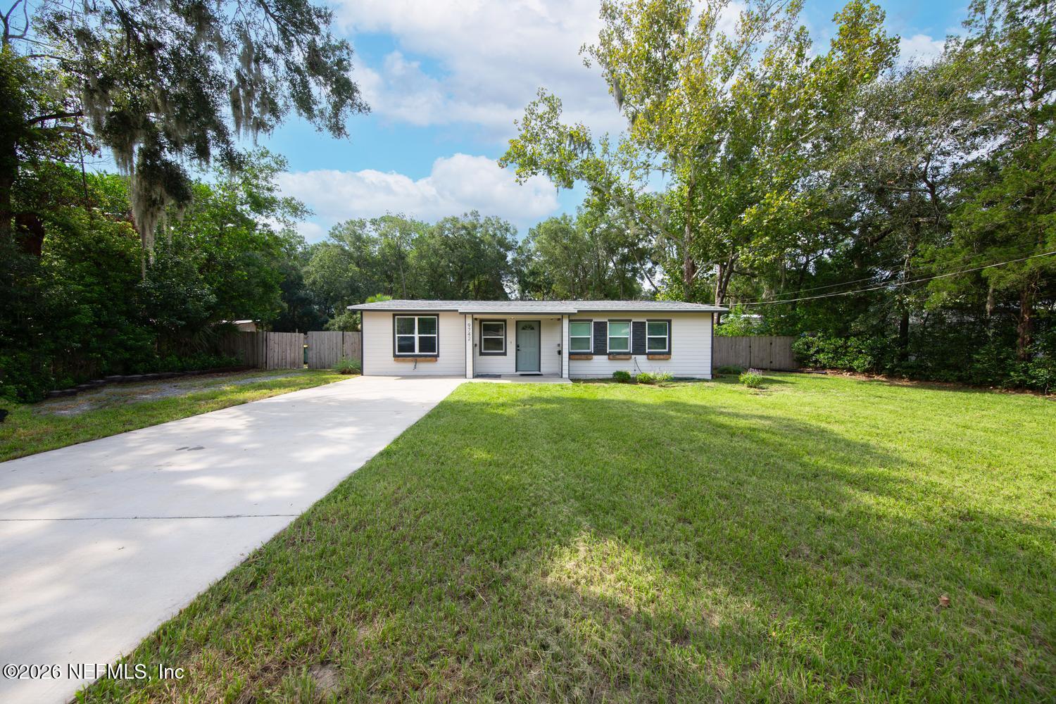 9742 Cunningham Road Jacksonville, FL 32246 - Photo 2 of 22 001-009-A3222-1500x1000