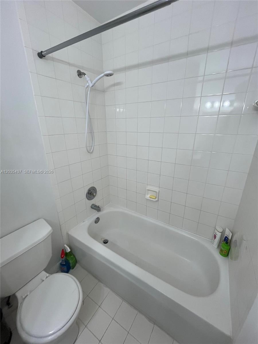 171 Riviera Circle, Unit 1 Weston, FL 33326 - Photo 10 of 27