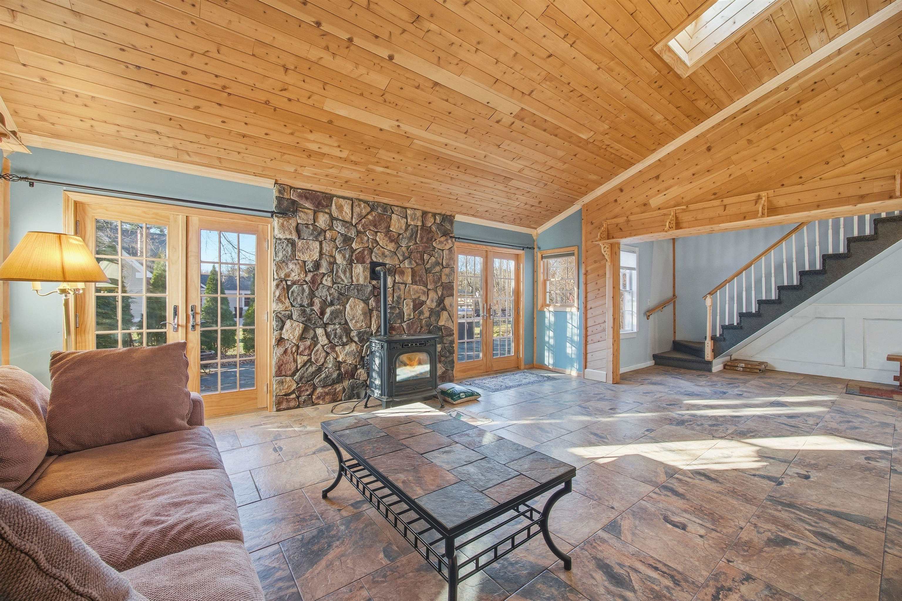 23 Old Bristol Road New Hampton, NH 03256 - Photo 6 of 58 Gallery Image 6