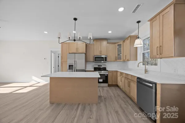 $400,000 | 95 Lexxi Lane, Unit 3, Tryon, NC 28782