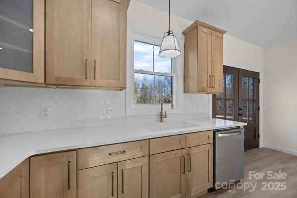 $400,000 | 95 Lexxi Lane, Unit 3, Tryon, NC 28782
