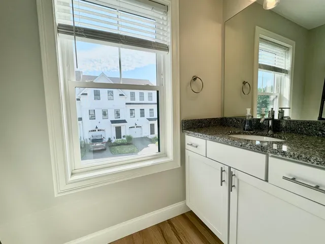 $582,900 | 20 Lenox Drive, Unit C, Dover, NH 03820