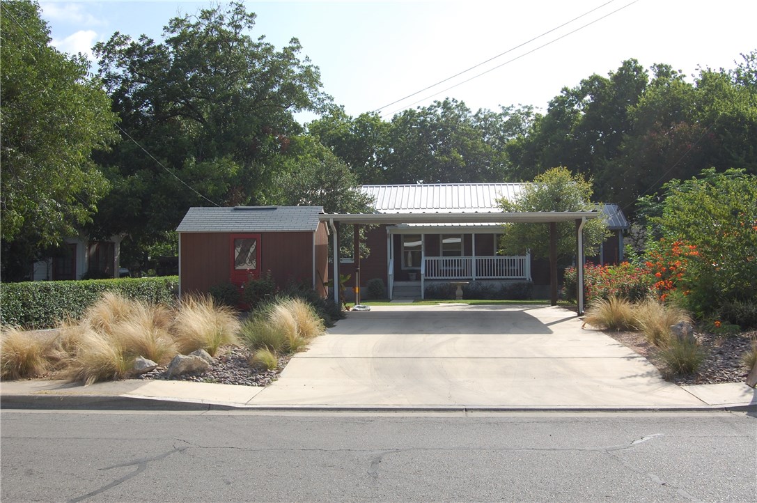 224 South Rio Grande Street Lockhart, TX 78644 - Photo 1 of 1 Gallery Image 1
