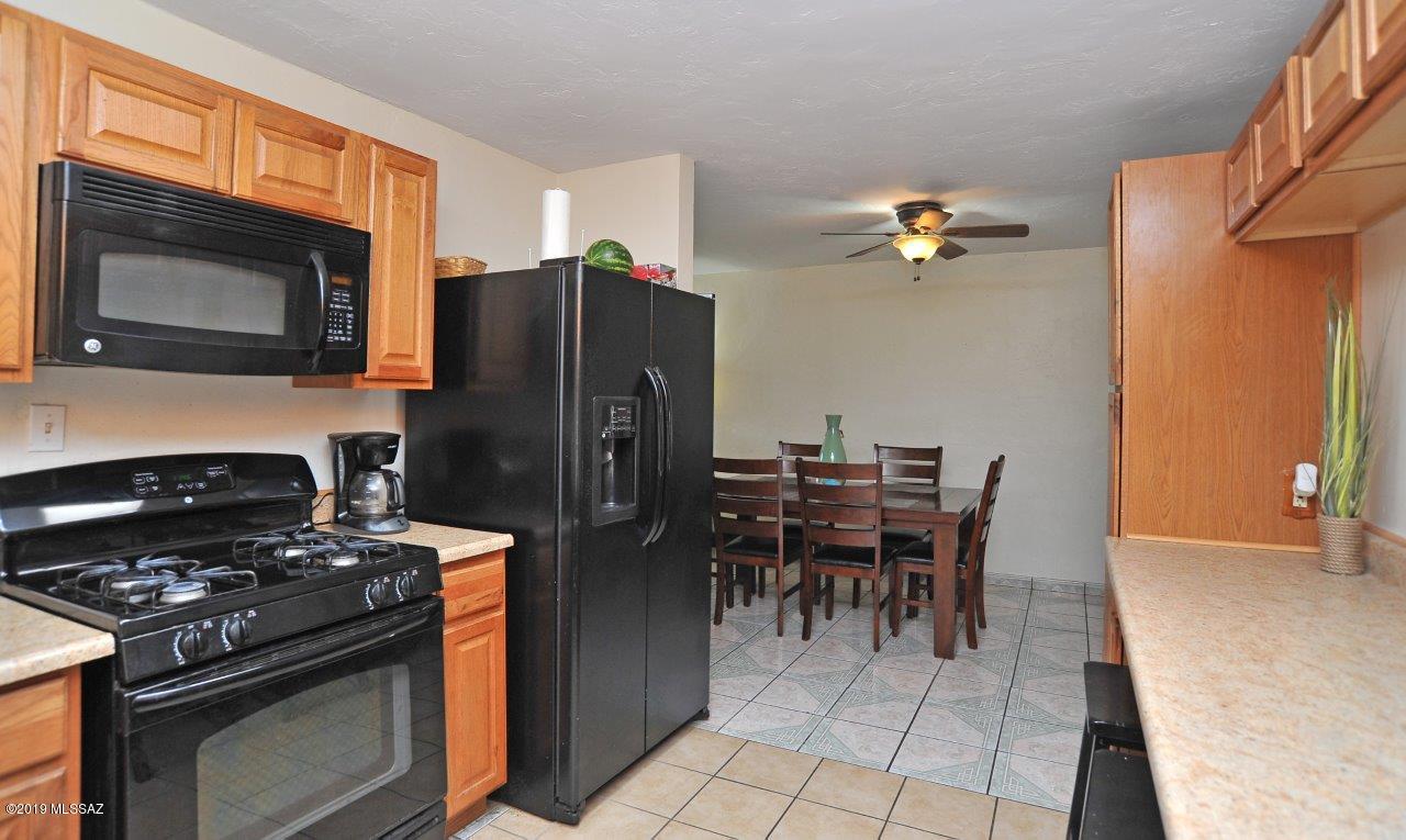 3210 East Silverlake Road Tucson, AZ 85713 - Photo 17 of 40 Gallery Image 17
