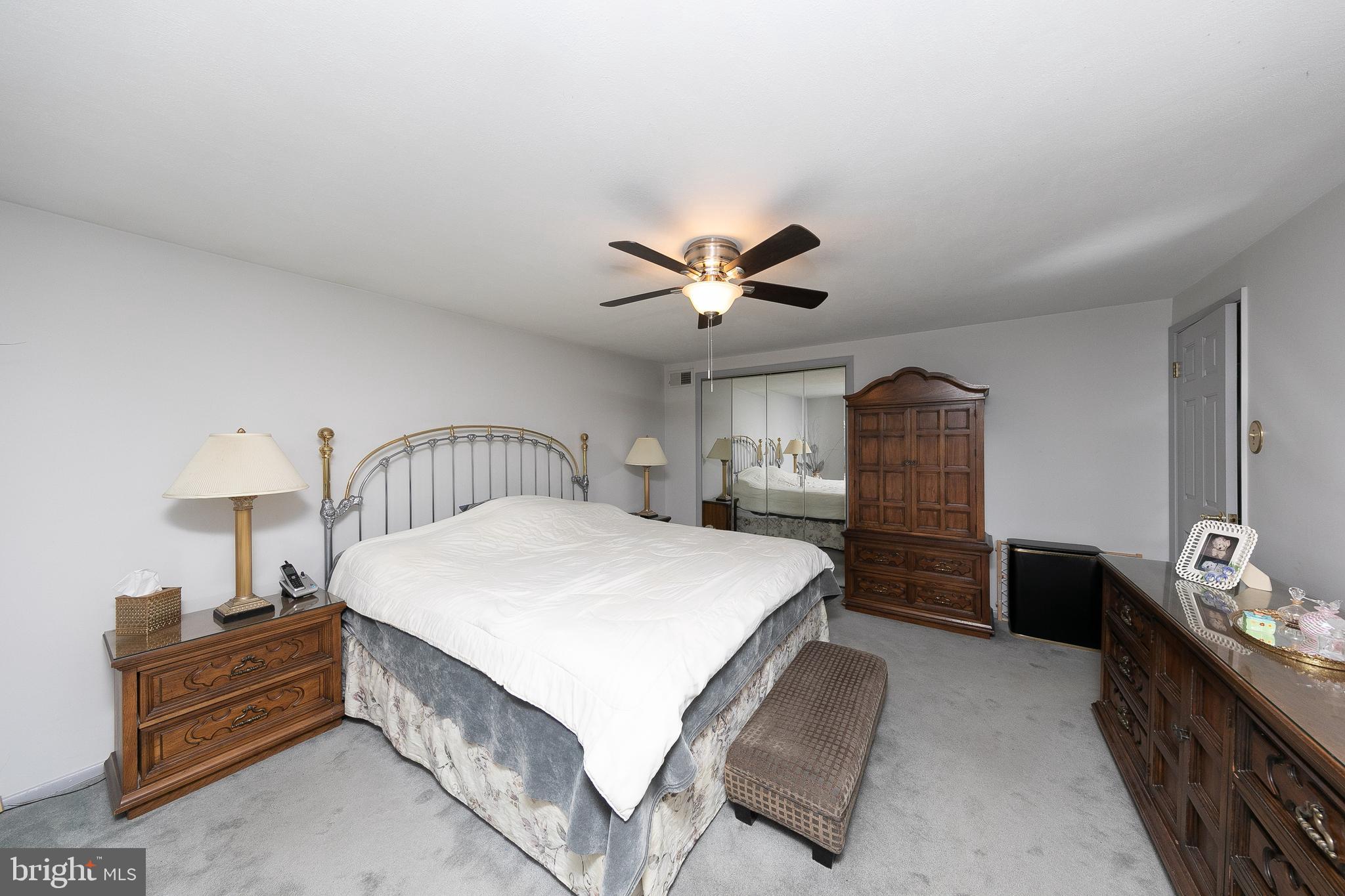 9748 Glenhope Road Philadelphia, PA 19115 - Photo 20 of 33