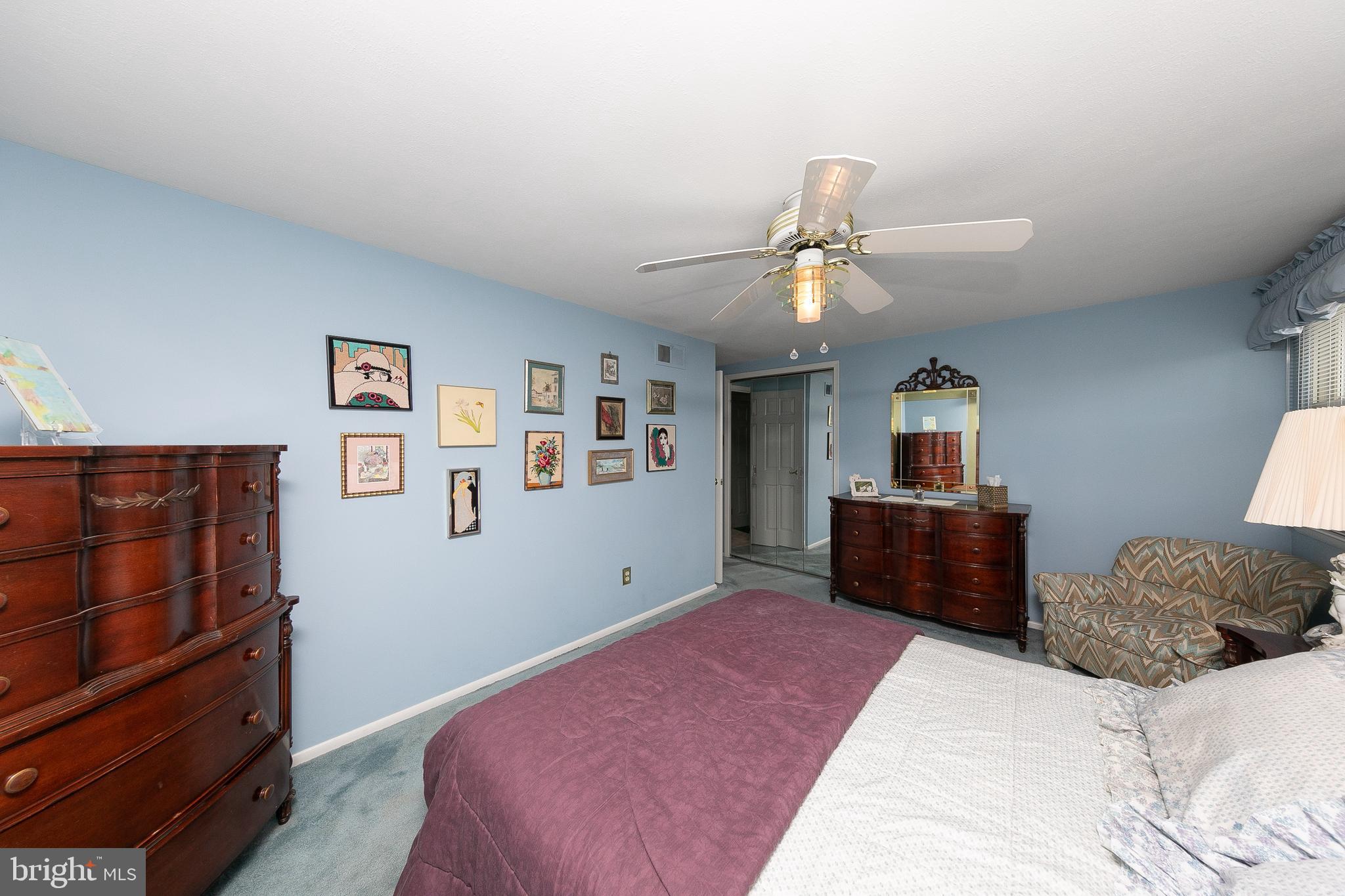 9748 Glenhope Road Philadelphia, PA 19115 - Photo 27 of 33