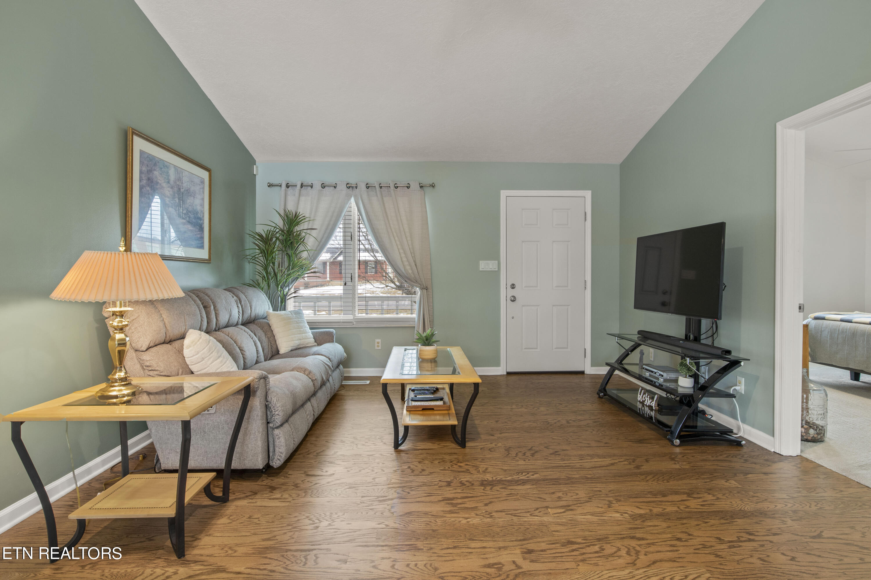3703 Sisk Road Northwest Knoxville, TN 37921 - Photo 4 of 36 _MG_2372