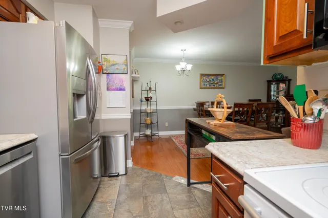 $299,900 | 2030 West Manor Court, Unit 2030, Kingsport, TN 37660