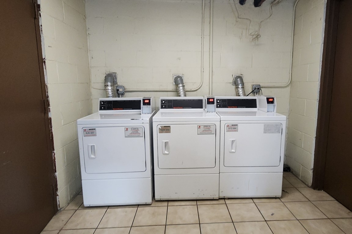 5100 North Sheridan Road, Unit 504 Chicago, IL 60640 - Photo 15 of 16 Gallery Image 15