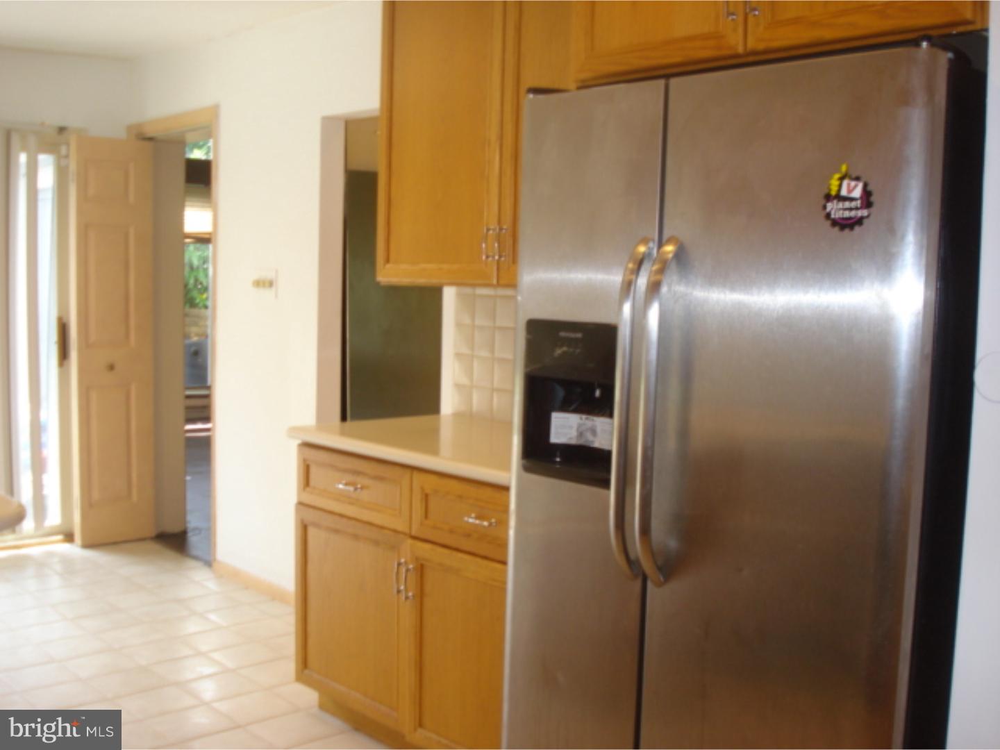 548 Ashbourne Road Cheltenham, PA 19012 - Photo 6 of 20