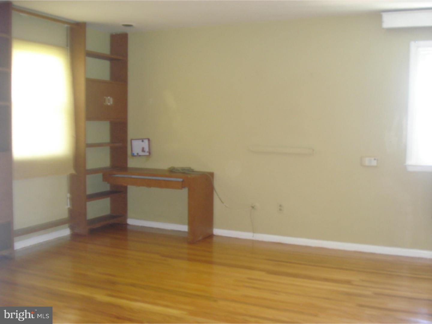 548 Ashbourne Road Cheltenham, PA 19012 - Photo 8 of 20