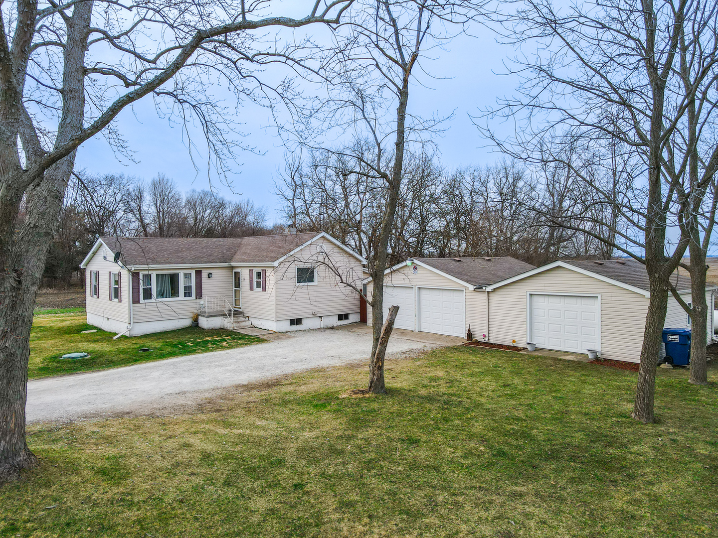 5237 West 9000N Road Manteno, IL 60950 - Photo 3 of 26