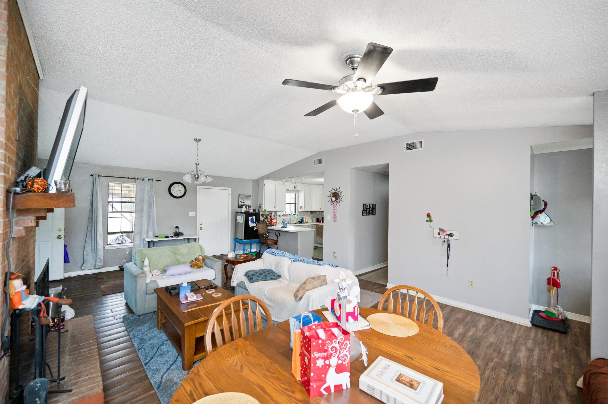 33165 Collier Road Lillian, AL 36549 - Photo 6 of 24