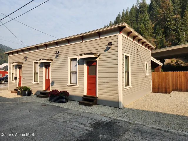 $349,999 | 1 Kelly Alley, Wallace, ID 83873