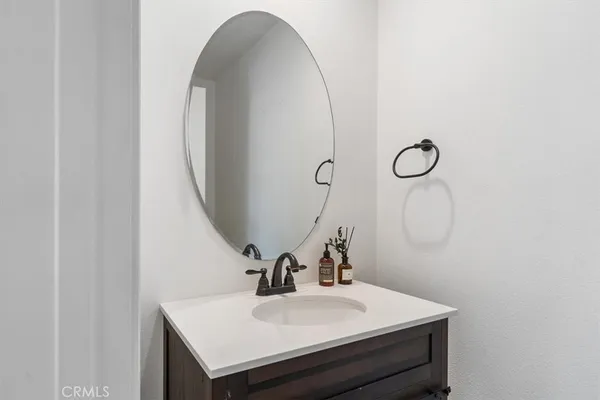 $4,100 | 2931 Capella Way, Thousand Oaks, CA 91362