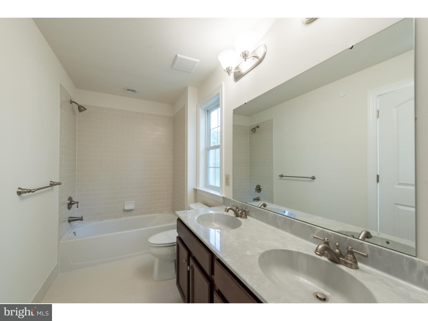 101 North Hillcrest Road Springfield, PA 19064 - Photo 18 of 21 Bathroom