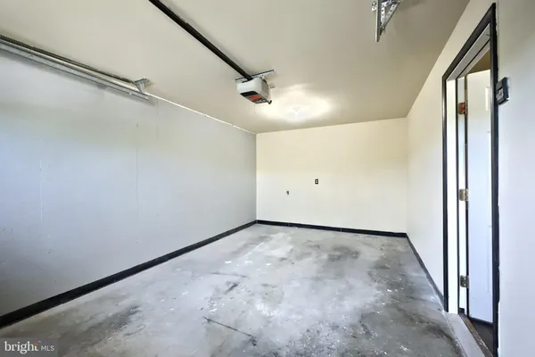 $239,000 | 110 Valley Drive, Unit 110, Red Lion, PA 17356