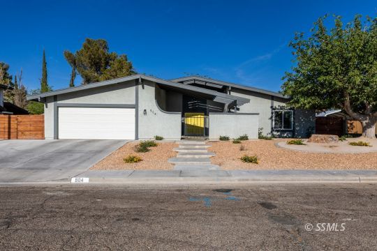 904 Scott Street Ridgecrest, CA 93555 - Photo 2 of 40