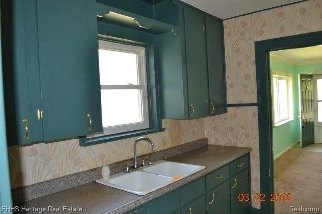 1431 Dauner Road Fenton, MI 48430 - Photo 13 of 25 Kitchen