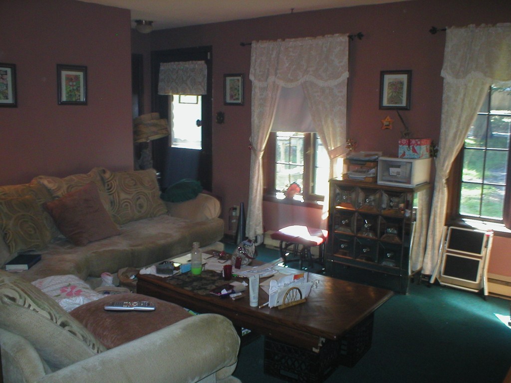 48 Undine Circle Springfield, MA 01109 - Photo 7 of 12